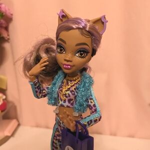 2023 g3 Faboolous Pets Clawdeen Wolf Doll